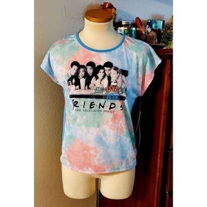 NWT FRIENDS GIRLS TOP